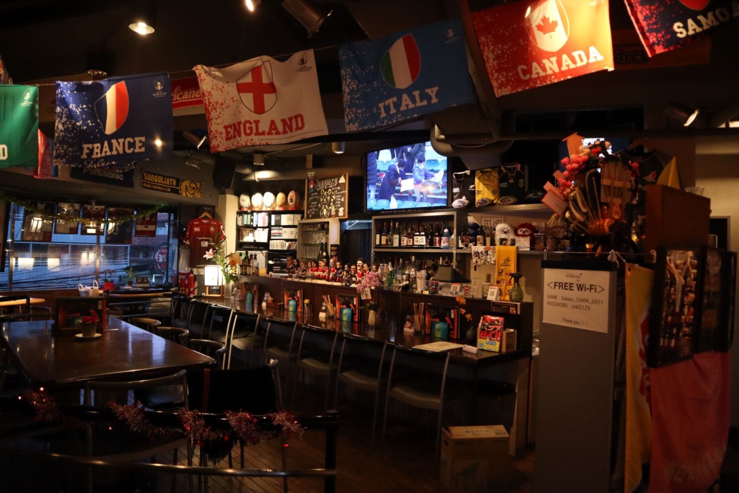 Best sports bars to watch live football (soccer) - Legends Sports Bar - Roppongi