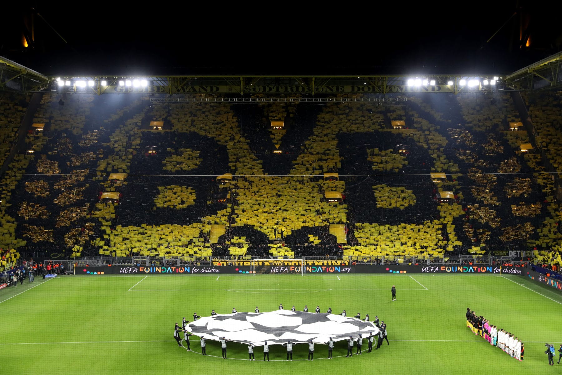 The Yellow Wall - Borussia Dortmund, Signal Iduna Park - Best Football Atmospheres in Europe 2024