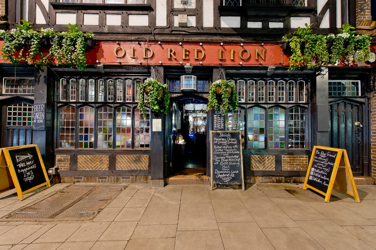 The Old Red Lion, Islington - Best Quintessential Pubs to Watch Live Football